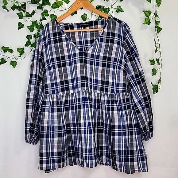Lane Bryant. Plaid. Tiered Blouse. Size 18/20P. EUC - Picture 1 of 10